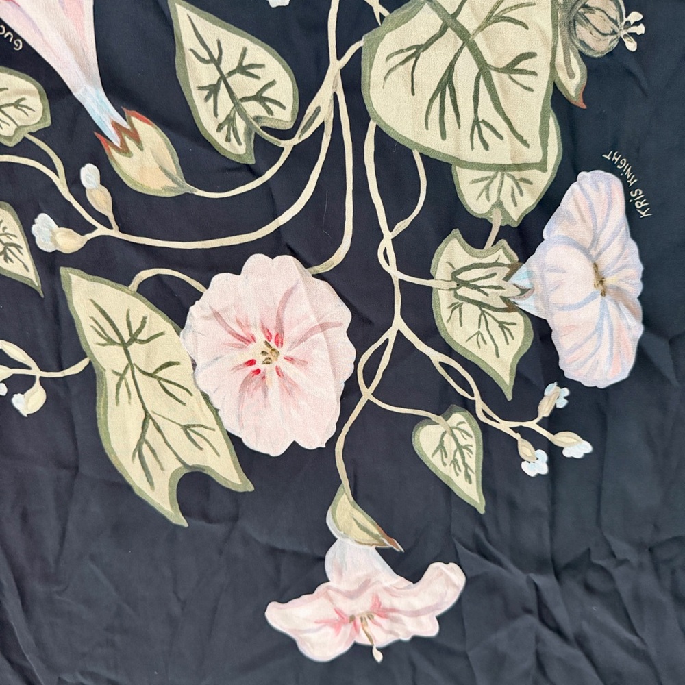 GUCCI SILK FLORAL PRINT BY KRIS KNIGHT BLOUSE T-SHIRT TOP TEE, Morning Glory M - Picture 4 of 7